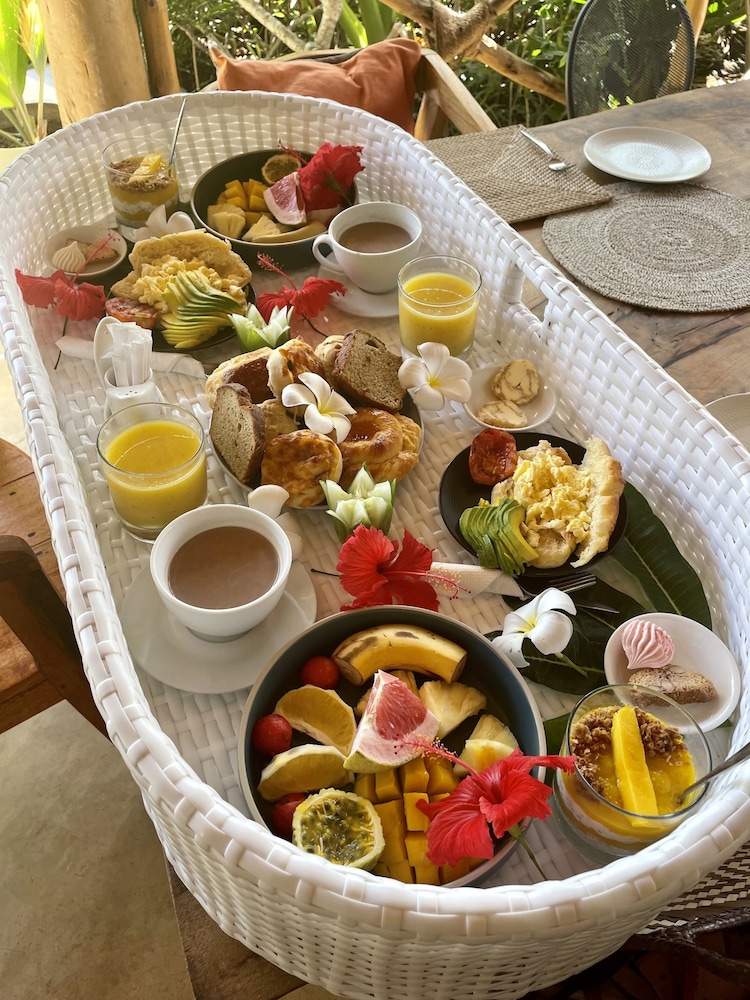 Zen Boutique Resort 5/50