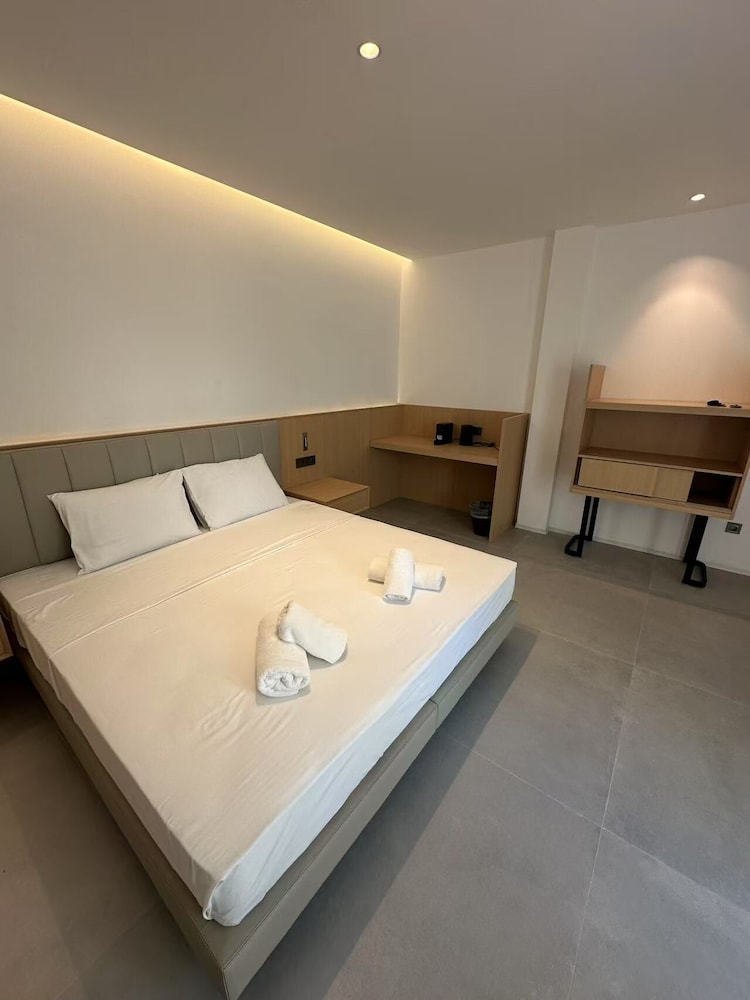Nikos Hotel 20/46