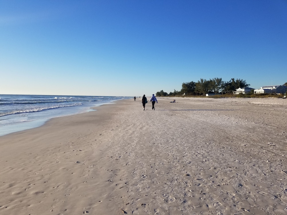 Haley s Couples Retreat 37/50