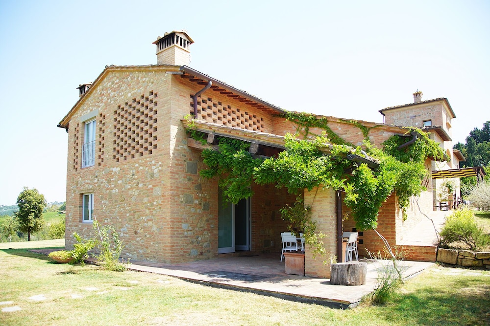 Tenuta di Sticciano 2/50