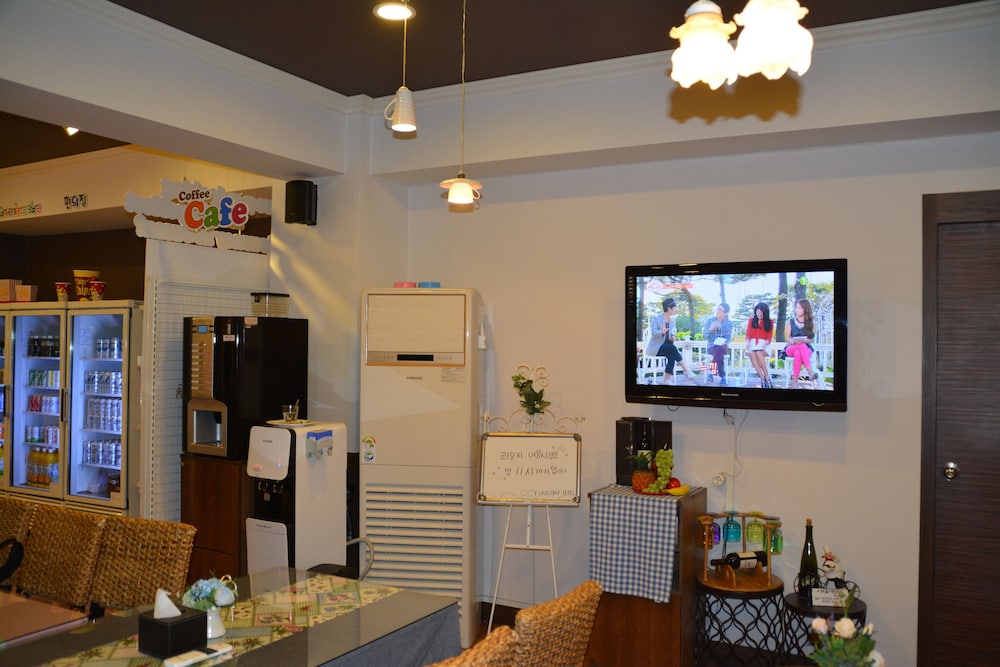FunStay Inn Guesthouse 39/50