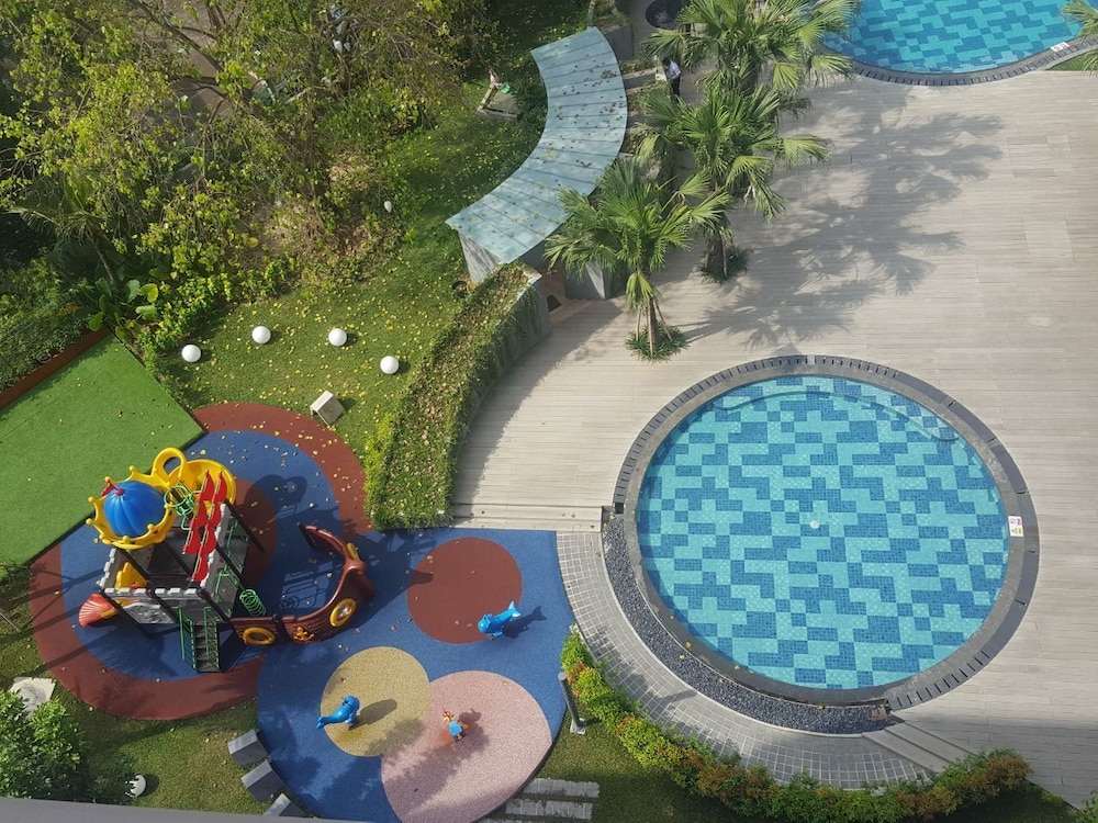 Ibis Styles Batam Nagoya 65/68