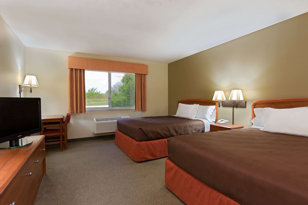AmericInn by Wyndham Republic 6/31