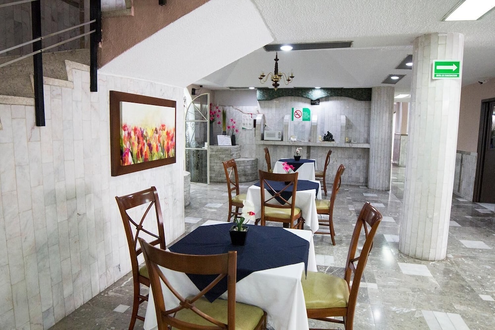 Hotel San Jorge 48/51