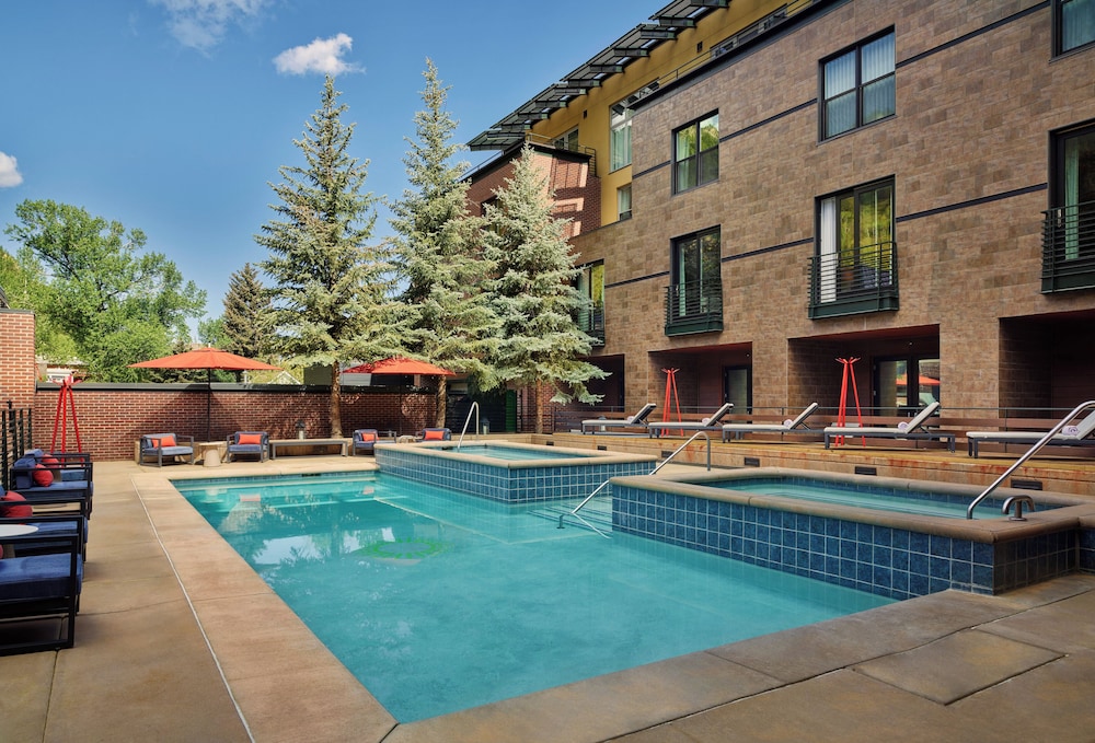 Limelight Hotel Aspen 73/74