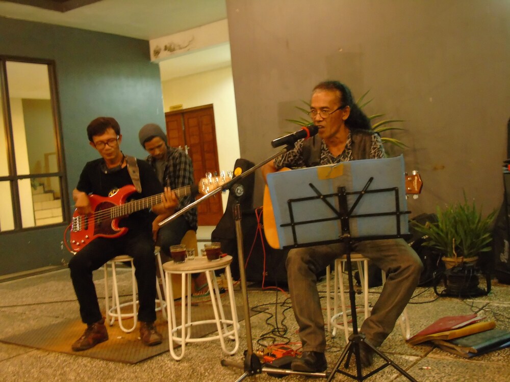 Pia Hotel Cirebon 14/15
