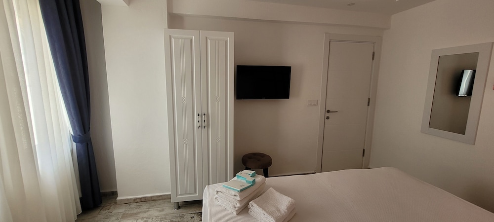 Tenes Otel 22/41