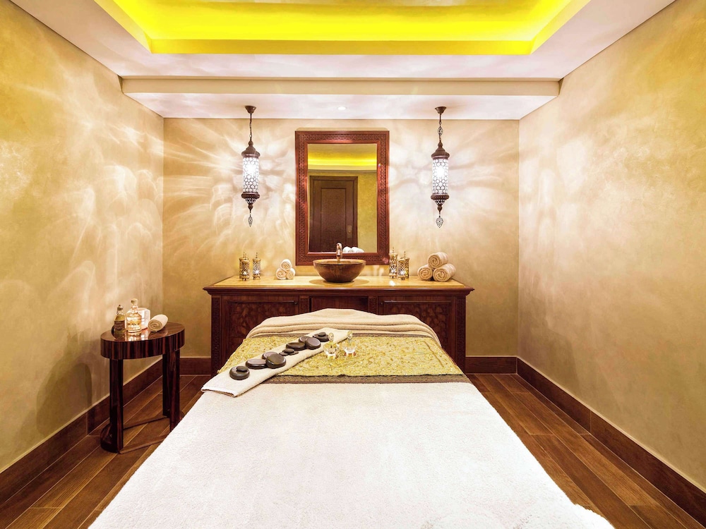 Pullman Al Marjan Island Resort 70/114