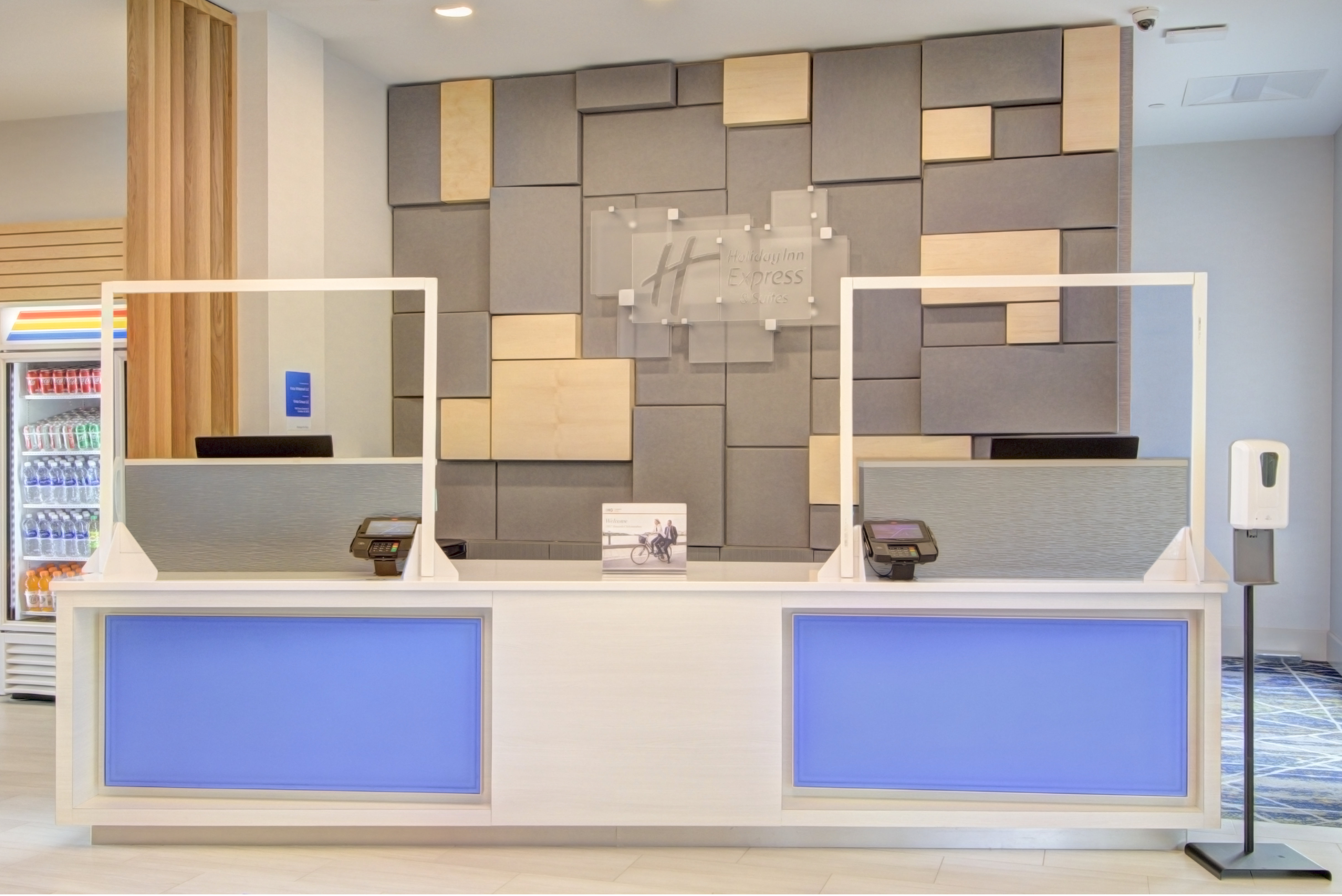 Holiday Inn Express Suites Charlotte Southwest 12/42