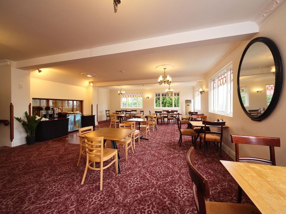 Hotel Blue and Cottages Katoomba 54/76