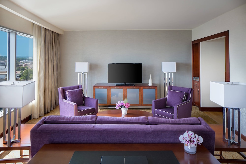 JW Marriott Hotel Grand Rapids 48/80