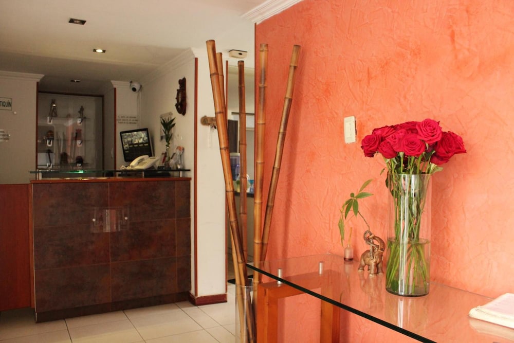 Ayenda Calle 112 1050 4/28