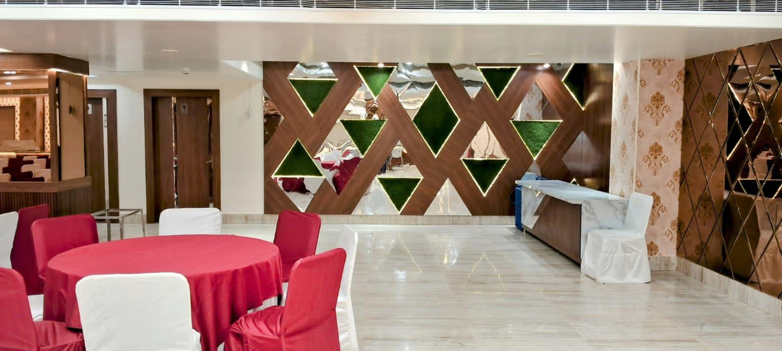 Madhuvan Palace 9/33