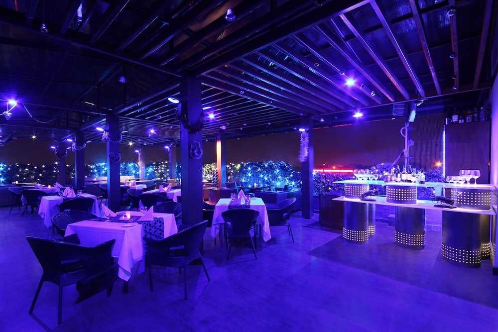 Fortune Select JP Cosmos, Bengaluru 50/70