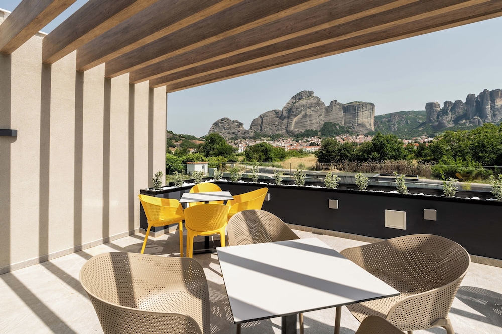 Mirabilis Boutique Hotel 49/60