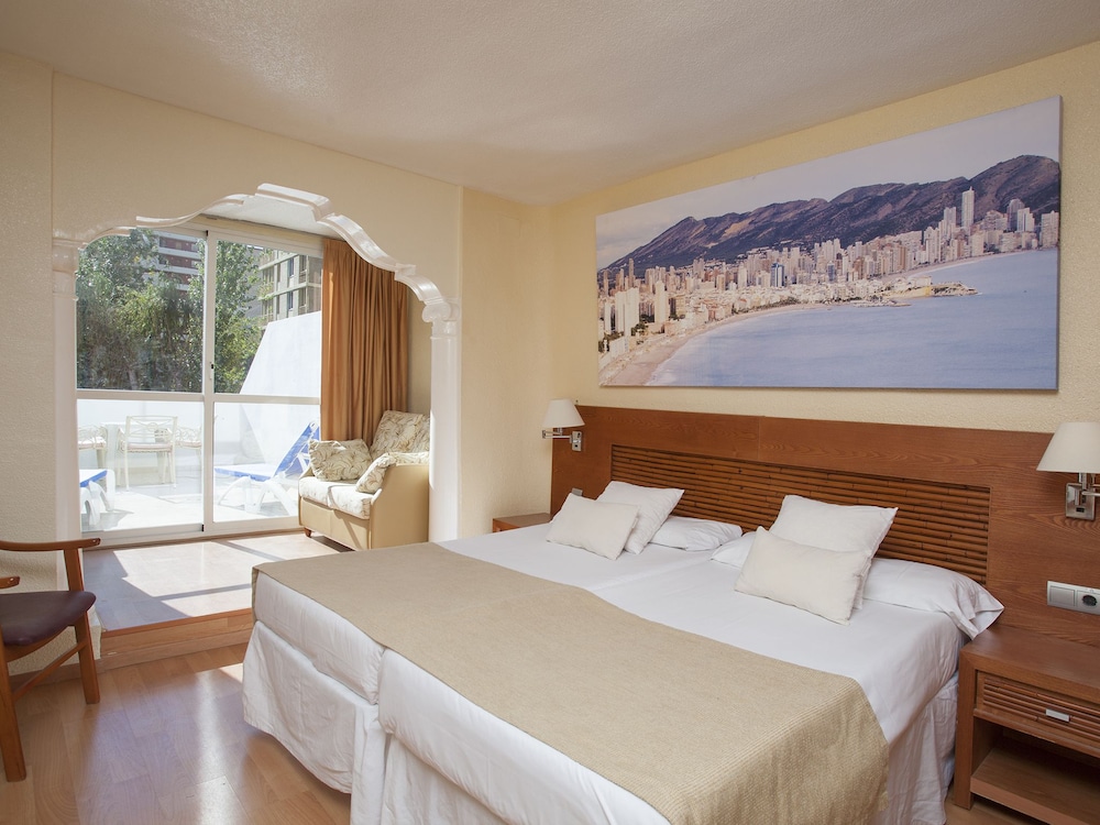 Magic Villa Benidorm Hotel 5/27