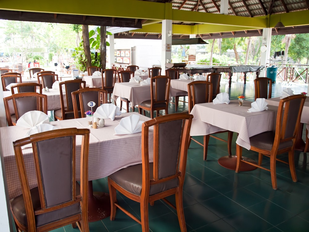 Grand Jomtien Palace Hotel 30/42