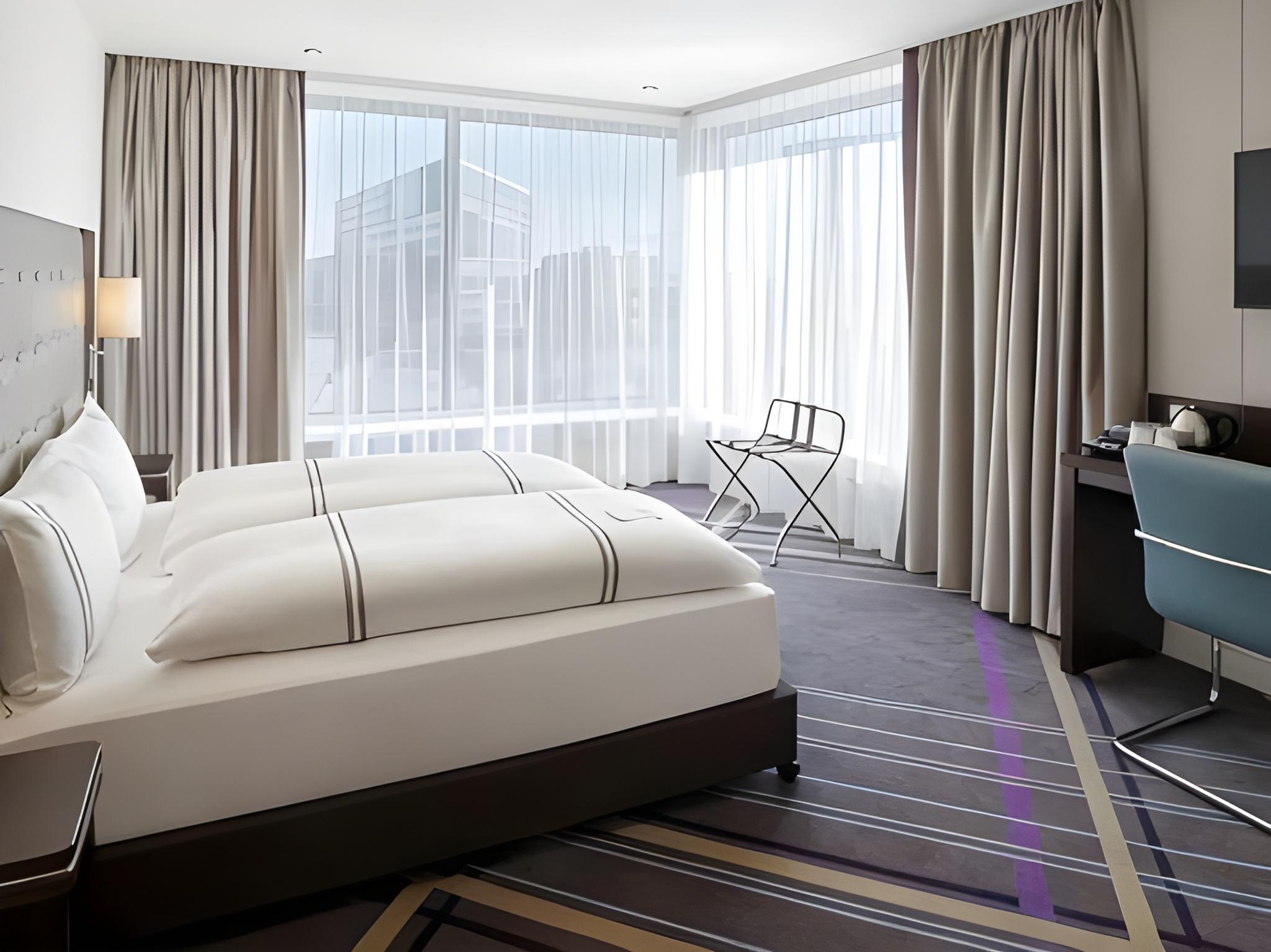 Wet, Double Bed, Accessible