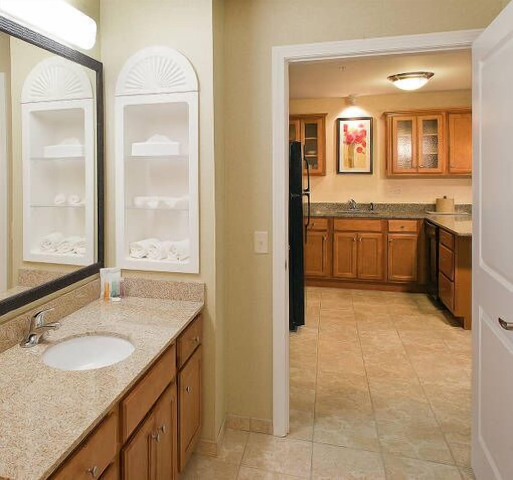 White River Inn and Suites 62/63