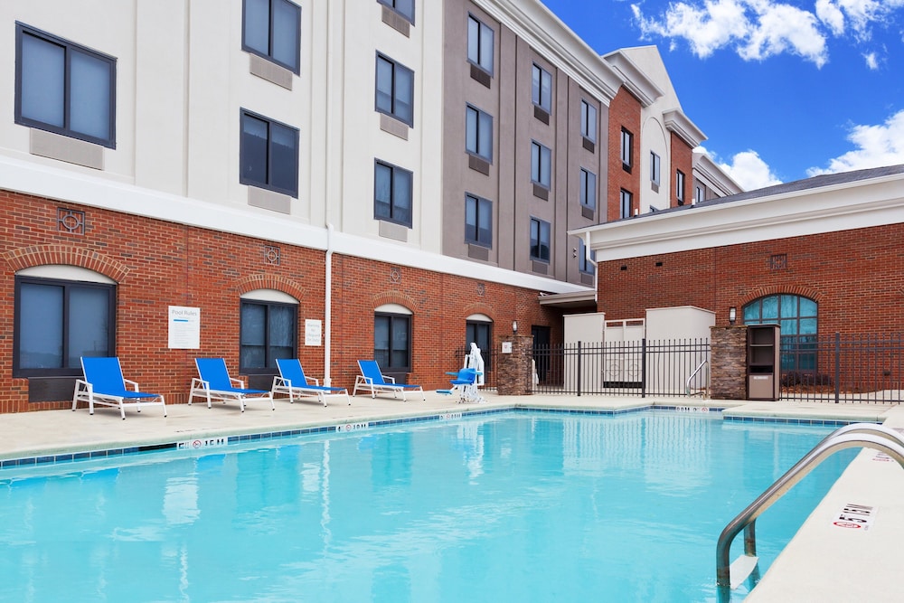 Holiday Inn Express Suites Montgomery E Eastchase 1/52