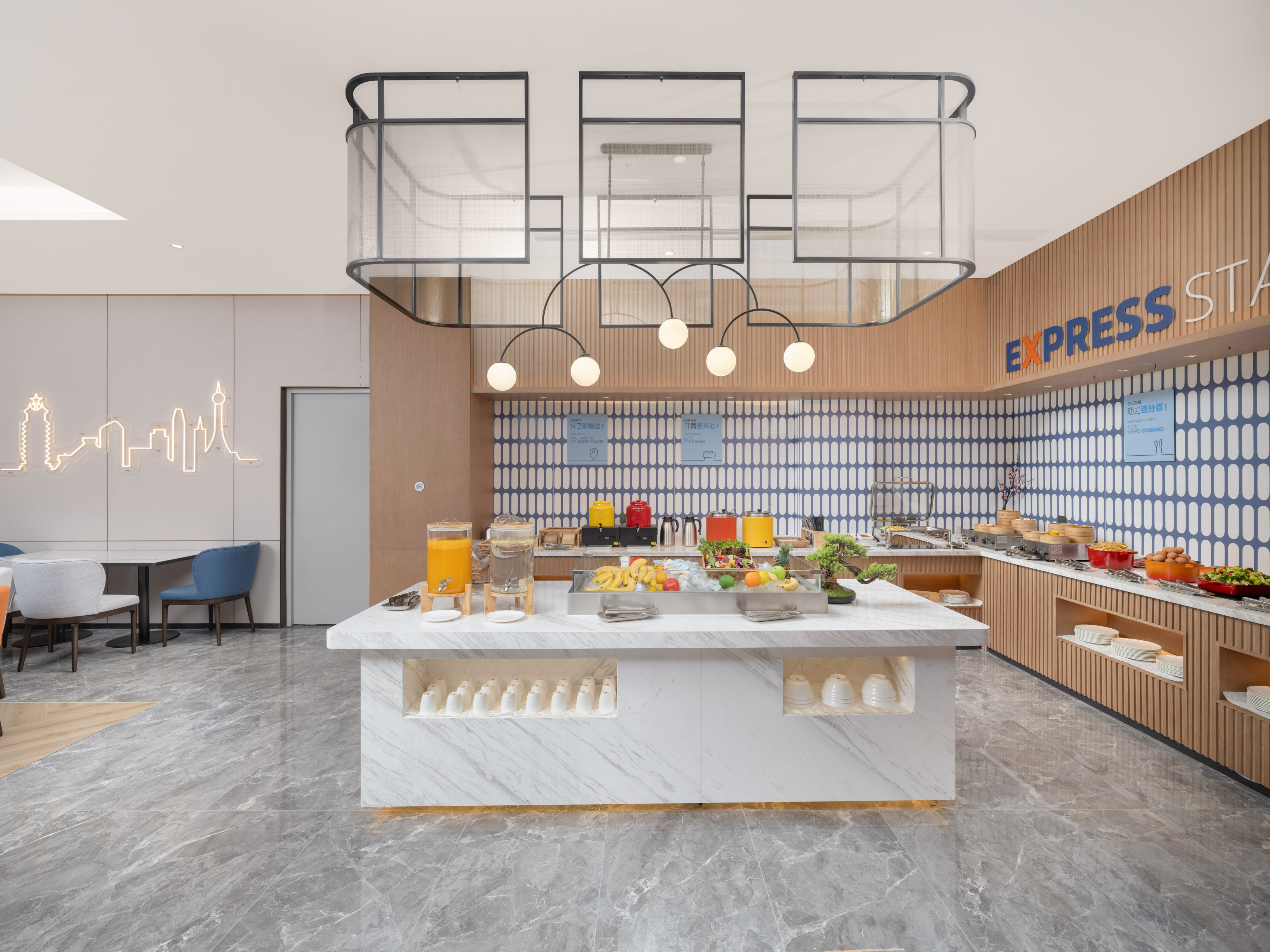 Holiday Inn Express Zhengzhou Nongye Road by IHG 29/39