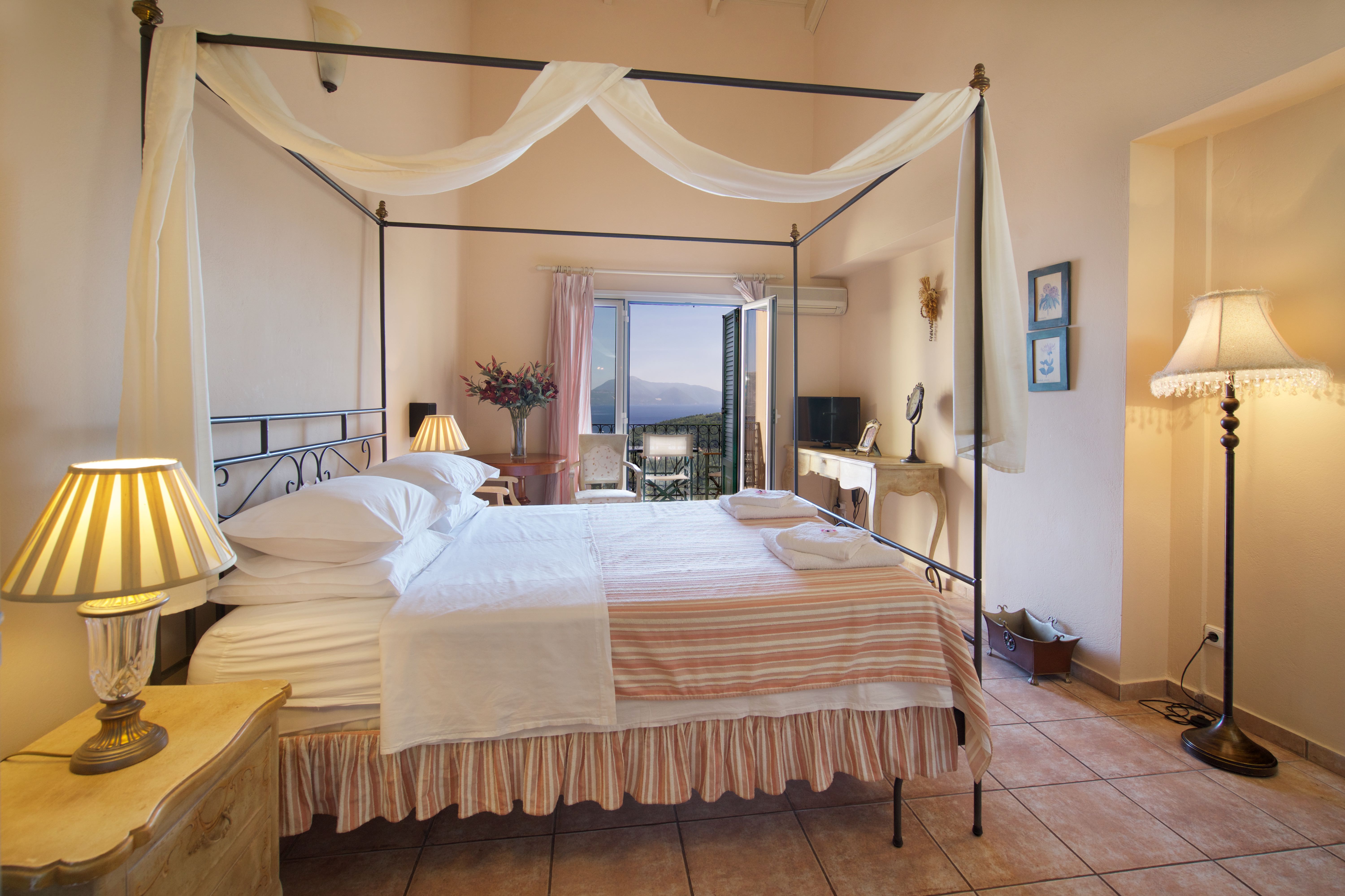 جناح جونيور بسرير كينج بإطلالة على البحر، Agnantia Bed & Breakfast 3/6
