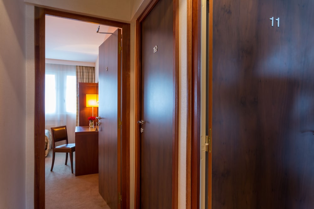 Hotel Le Home Vincennes 18/24