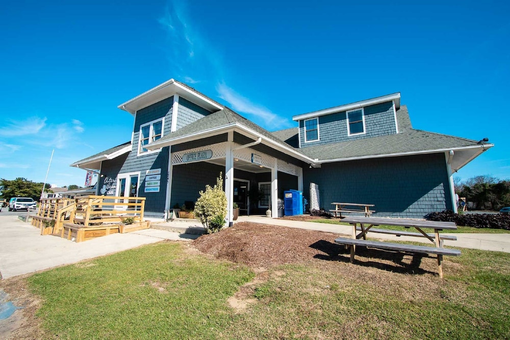 Barrier Island Station at Duck 46/47