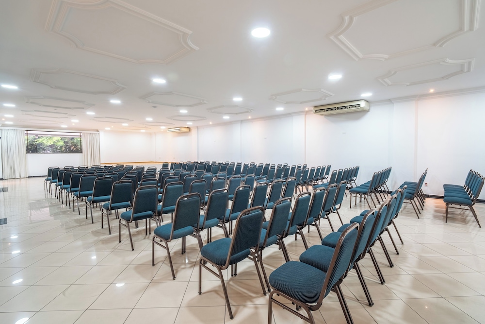 Hotel Plaza Mayor 36/41