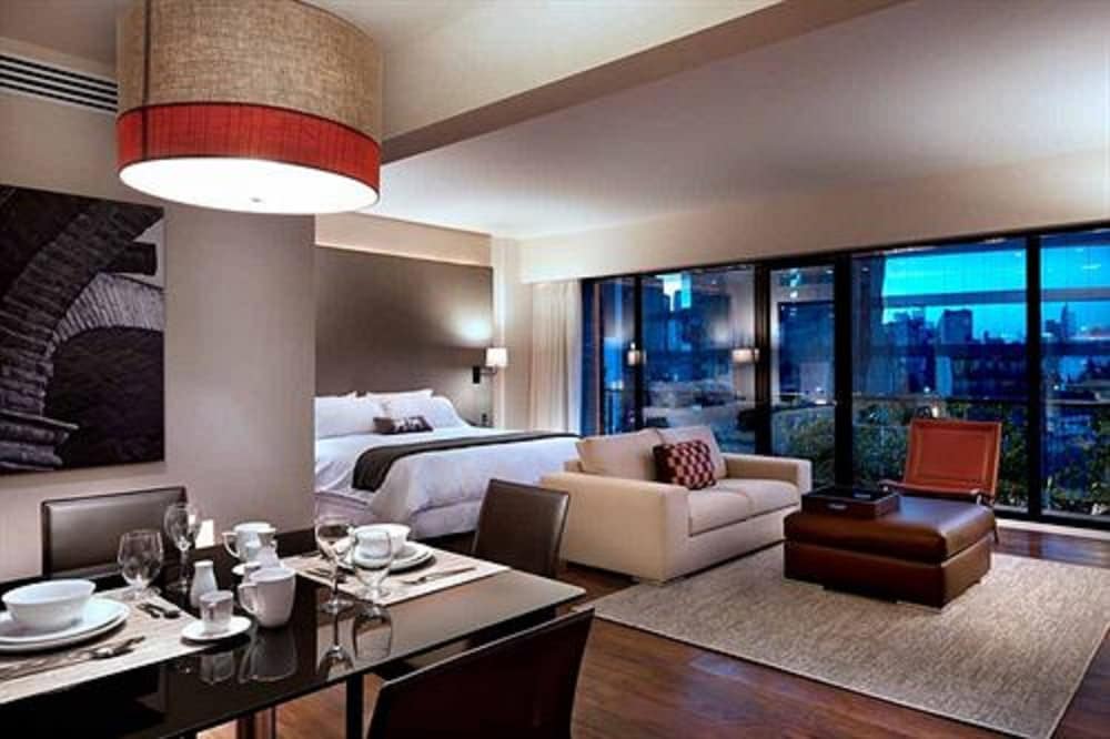 Las Suites 44/67