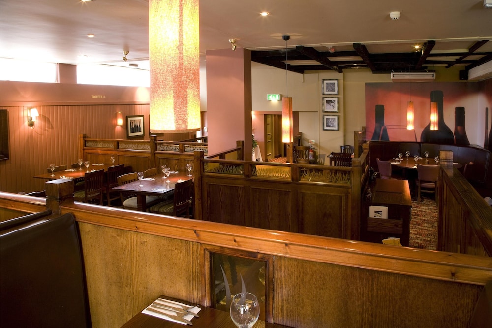Premier Inn Northampton West (Harpole) 31/44
