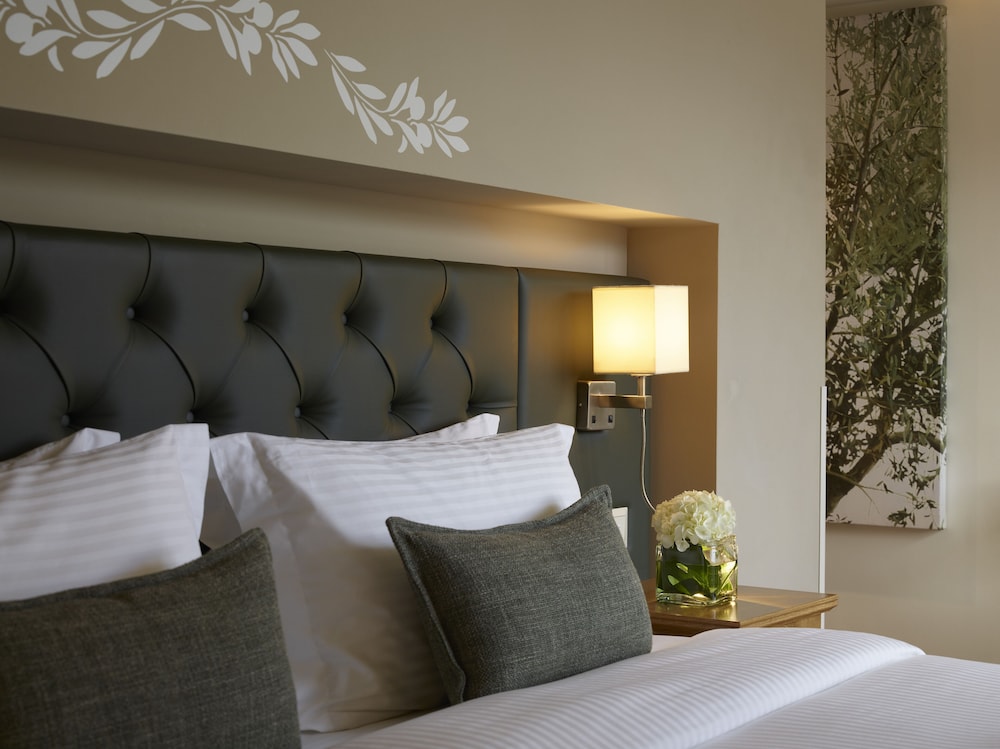 Titania Hotel 28/48