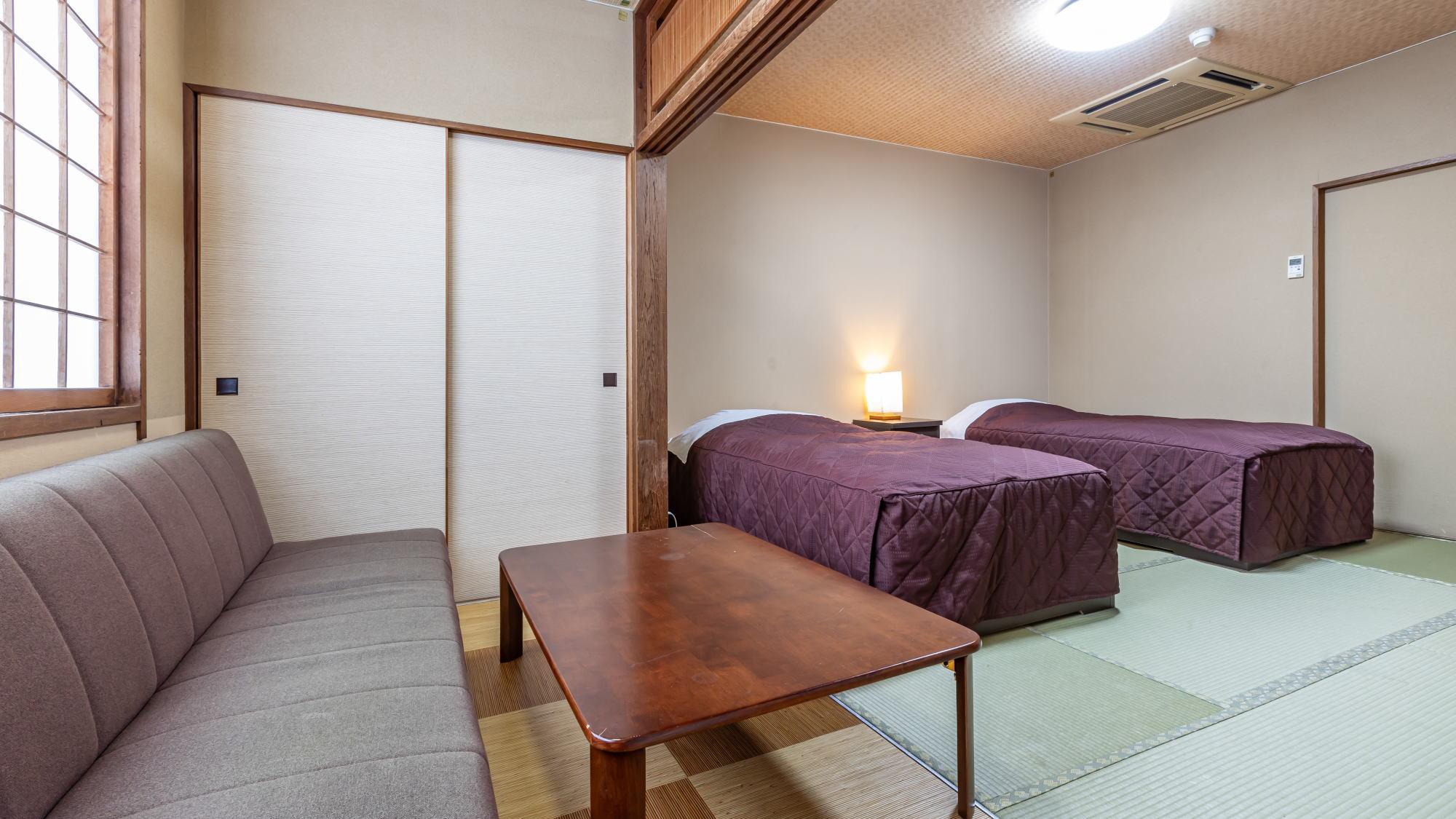 Japanese, Twin Beds, East Wing