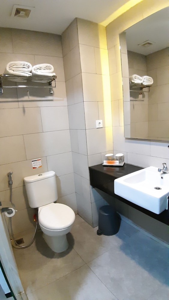 XTRA HOTEL BENGKULU 57/58