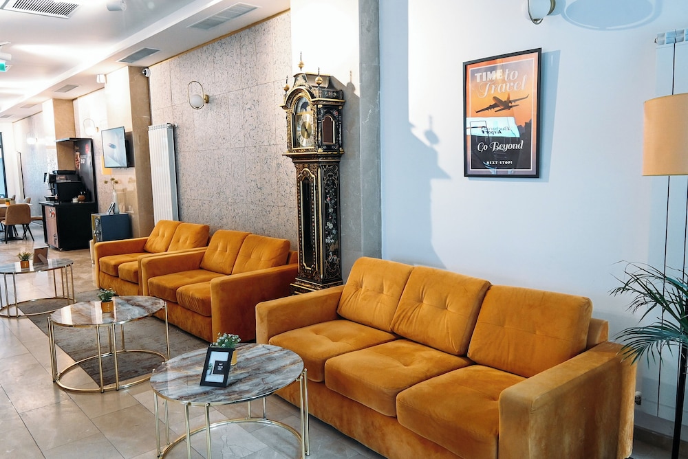 Bucharest Aiport Hotel 11/18