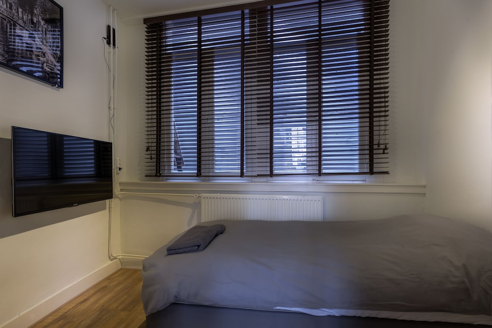 Economy, Single, Single Bed, Private Bathroom