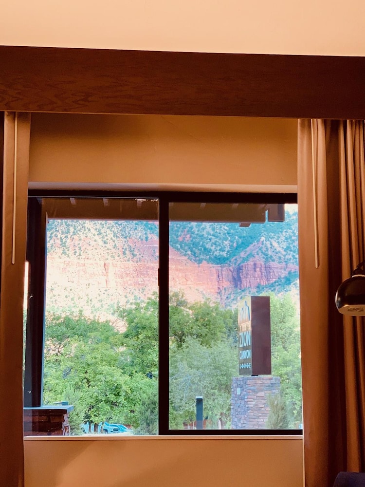 Zion Canyon Lodge 27/54