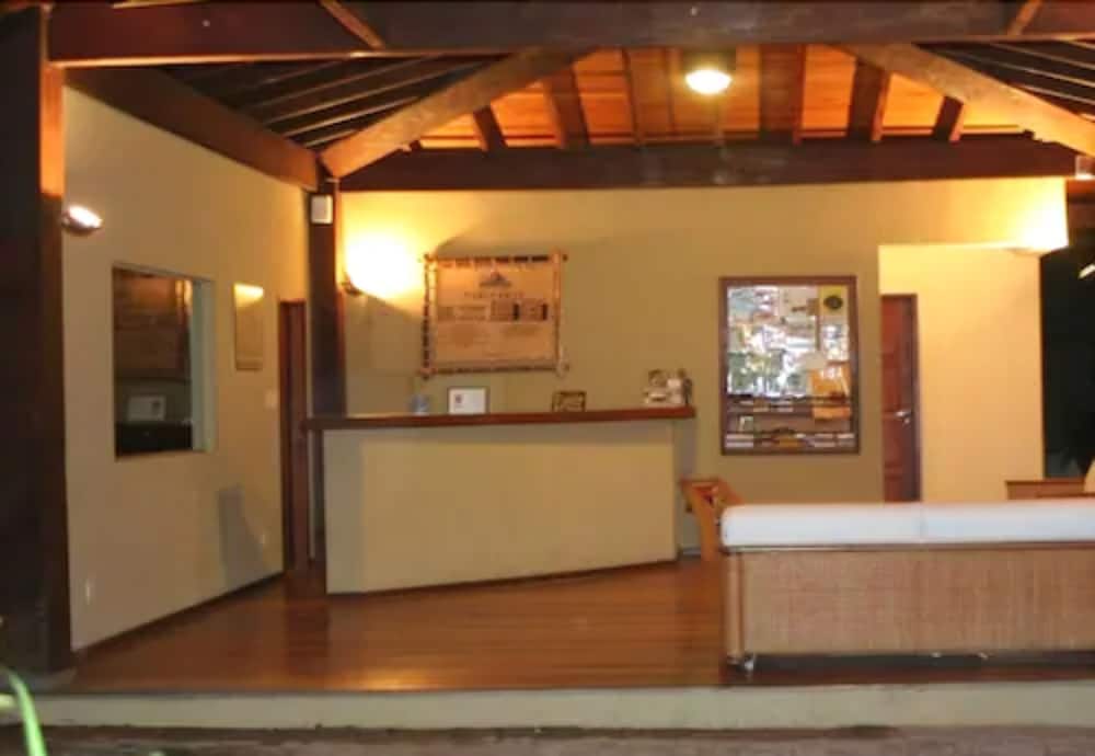 Hotel Marinas Resort 5/50