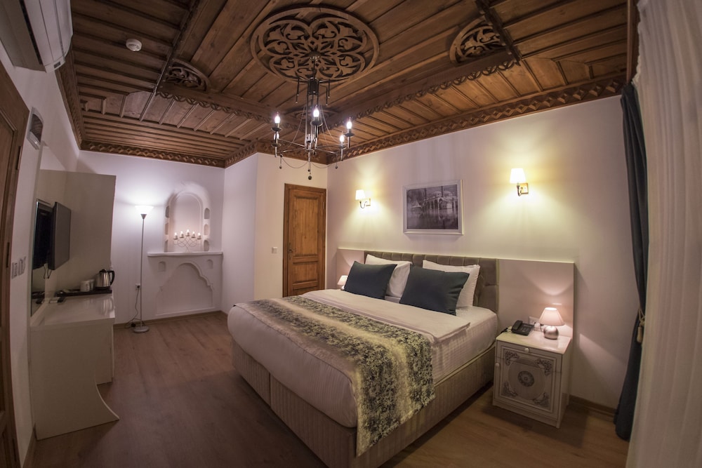 Bayezid Han Konak - Adults Only 20/45