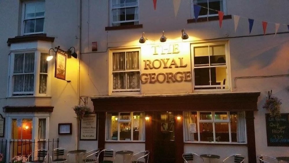 The Royal George 2/32