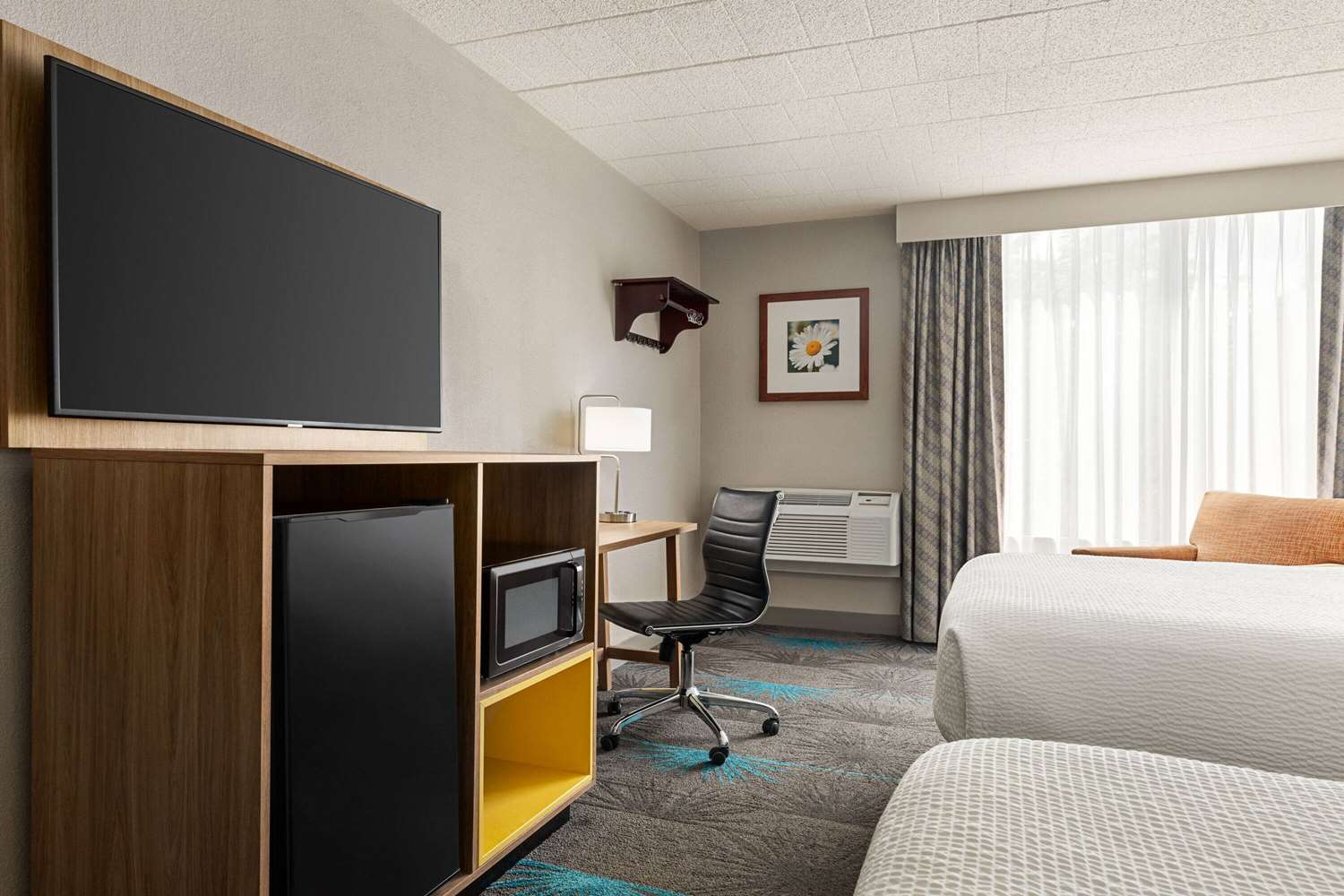 Days Hotel By Wyndham Allentown Airport / Lehigh Valley 43/47