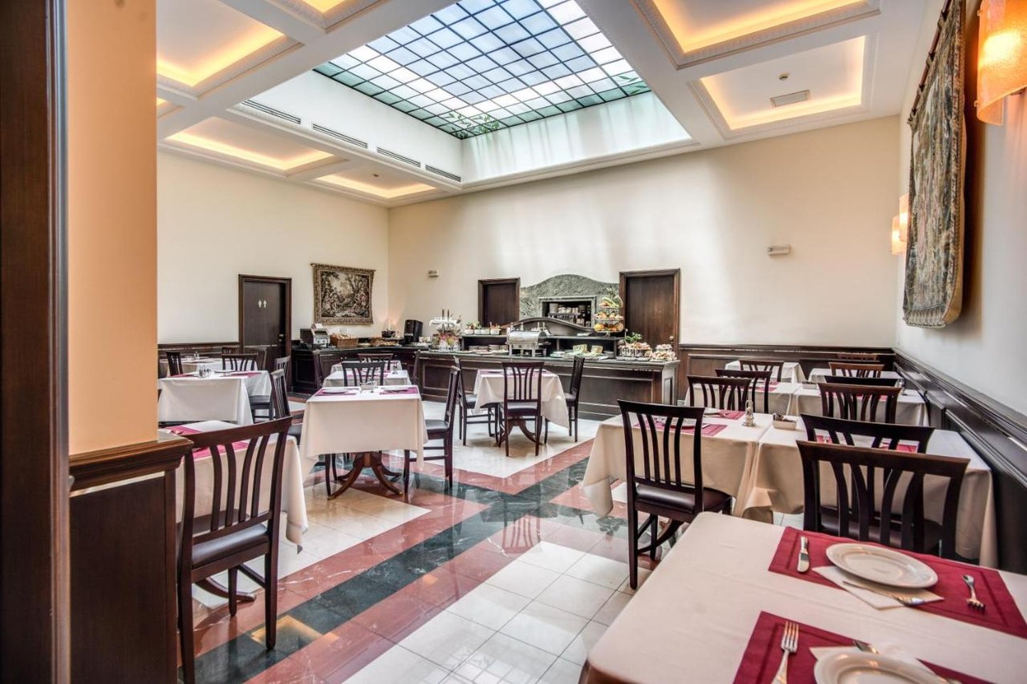 Diocleziano Hotel 83/93