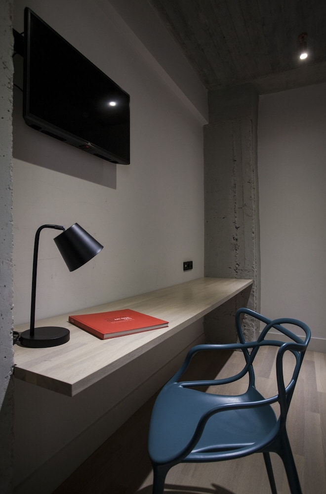 Art Suites Korai 34/40