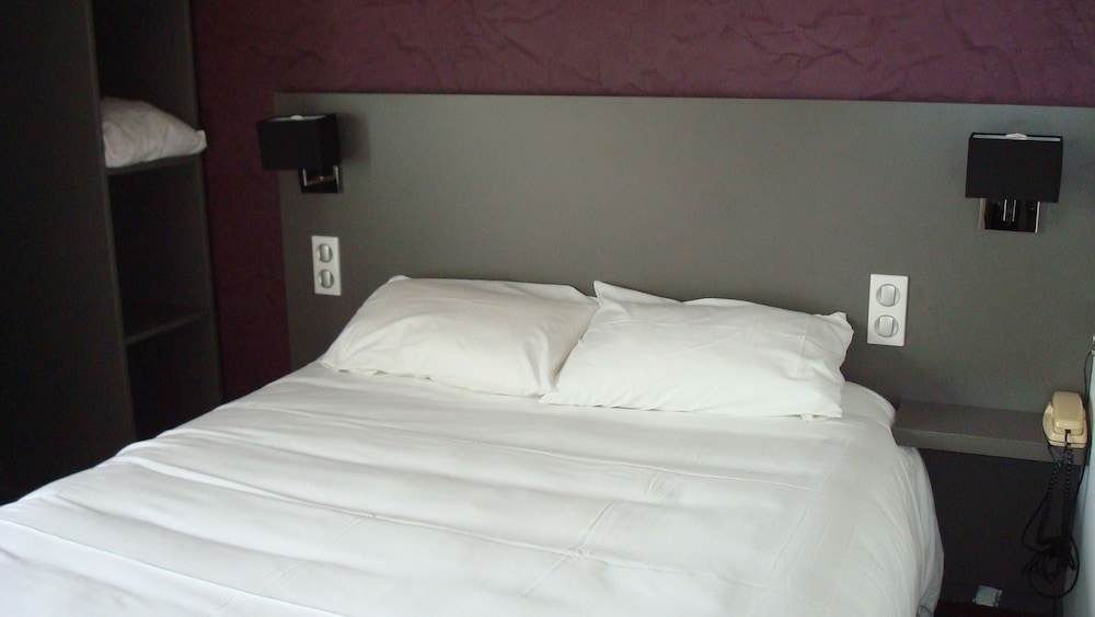Brit Hotel Le Kerotel 25/59