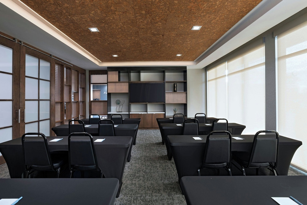 Towneplace Suites By Marriott Albuquerque Uptown 24/32