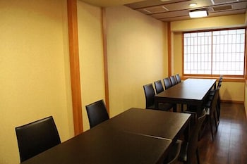Kamogawa-Kan Inn 34/37