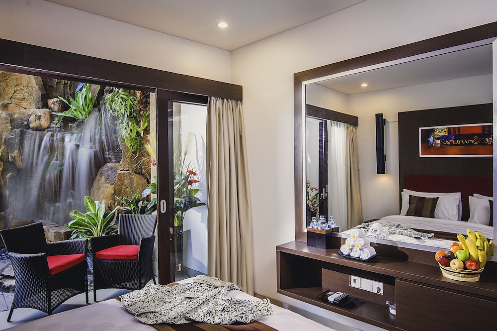 The Swaha Hotel 15/47