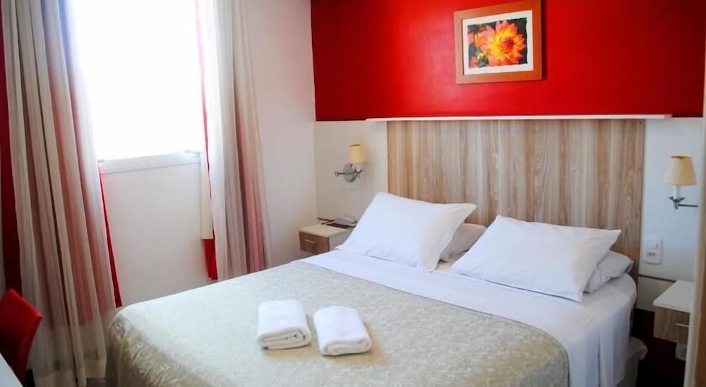 ROOM, SINGLE