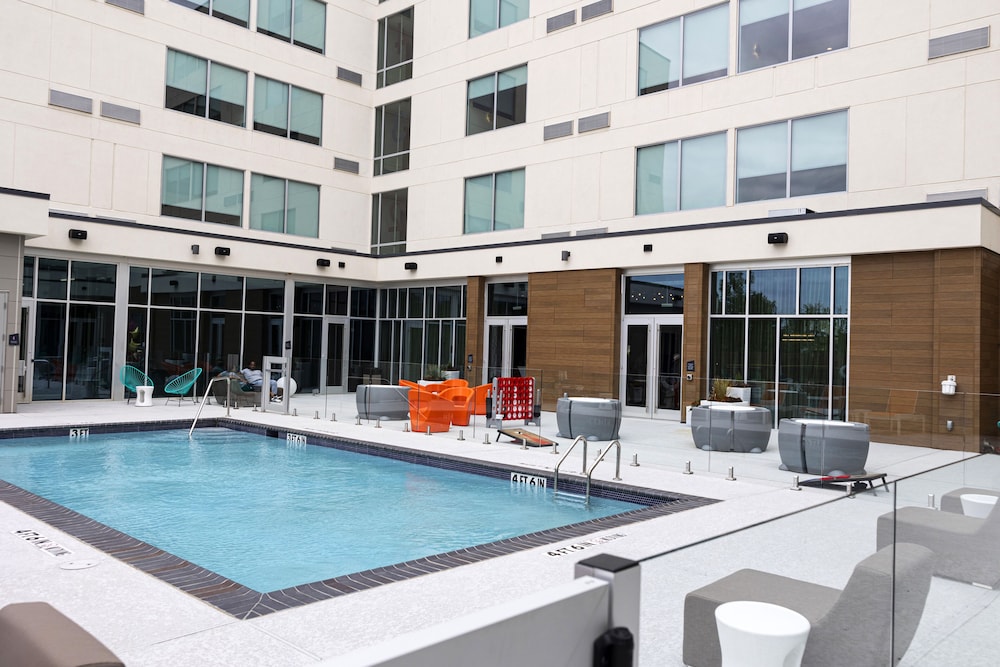 Aloft Dallas DFW Airport Grapevine 2/27