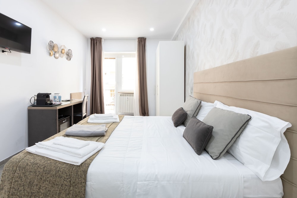 SUPERIOR, DOUBLE BED